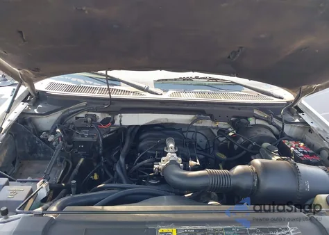 2001 Ford F-150 Xl/Xlt z USA, uszkodzony, nr VIN 1FTZX17251NB05749